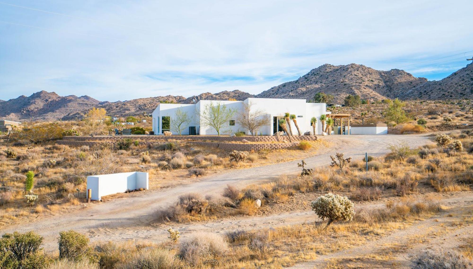 Experience Desert Serenity Gateway To Joshua Tree 조슈아 트리 외부 사진