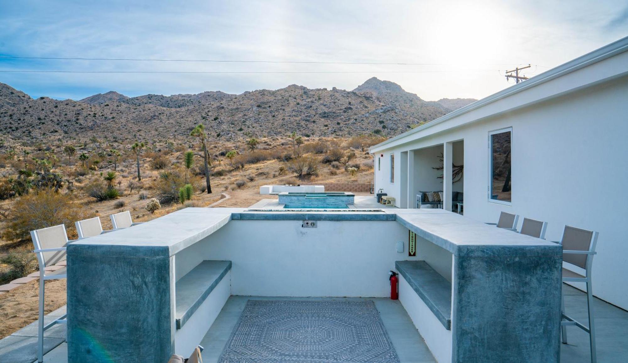 Experience Desert Serenity Gateway To Joshua Tree 조슈아 트리 외부 사진